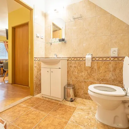 בית הארחה & Bar Natali