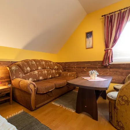 & Bar Natali Gasthuis Spissky Stvrtok