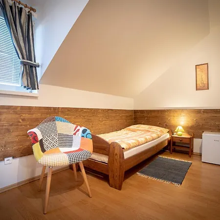 Gasthuis & Bar Natali 3*