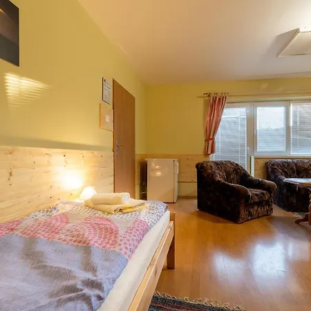 Gasthuis & Bar Natali Spissky Stvrtok