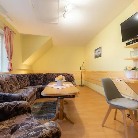 & Bar Natali Gasthuis Spissky Stvrtok