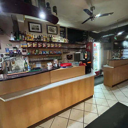 & Bar Natali בית הארחה 3*